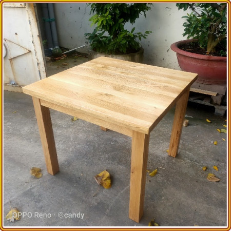 Rustic Oak : Bàn Ăn 90cm + 4 Ghế X ( Mặt Nệm )
